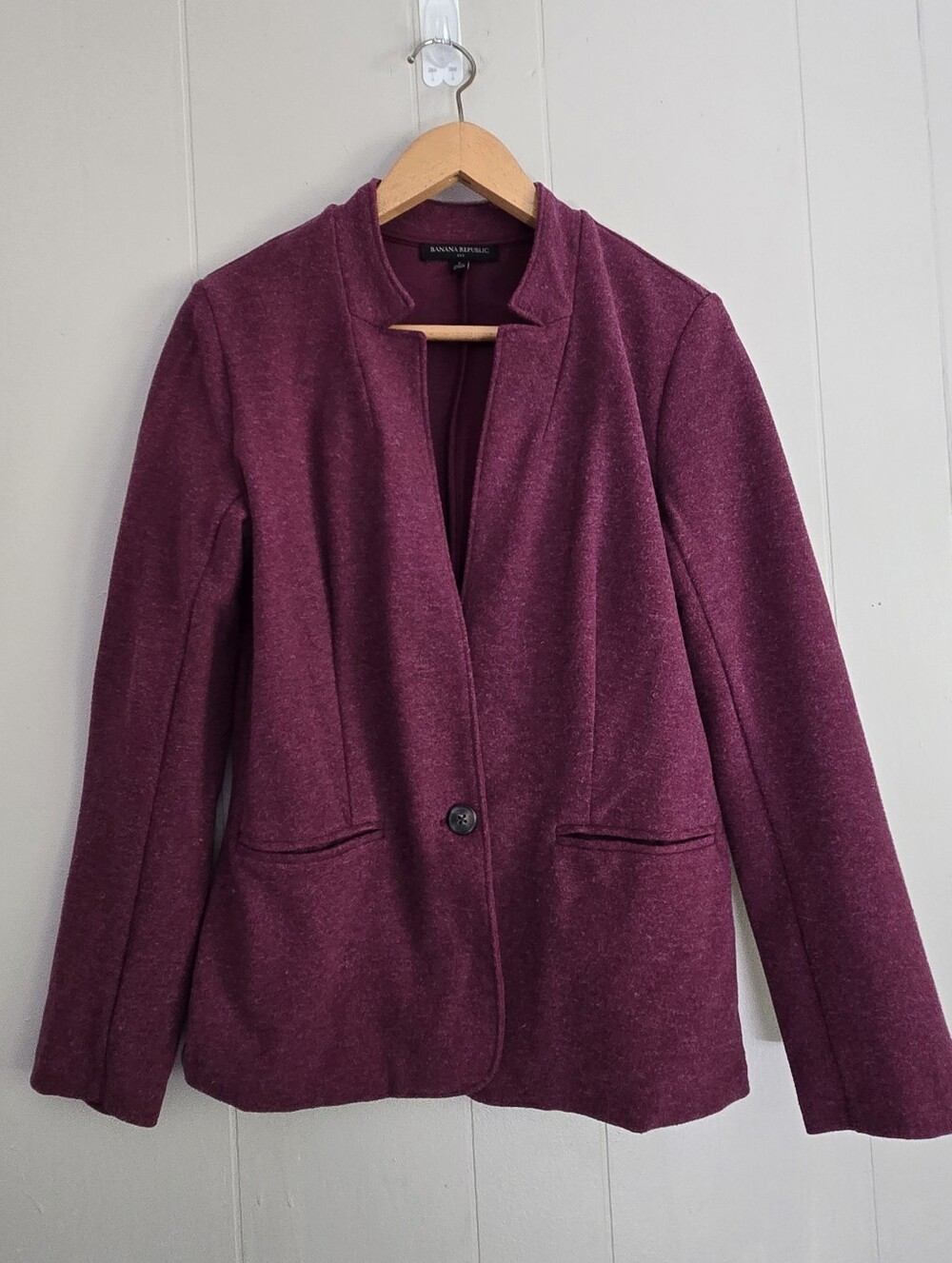 Banana Republic Factory Ponte Knit Blazer S Plum Berry Red Sleek Casual Preppy